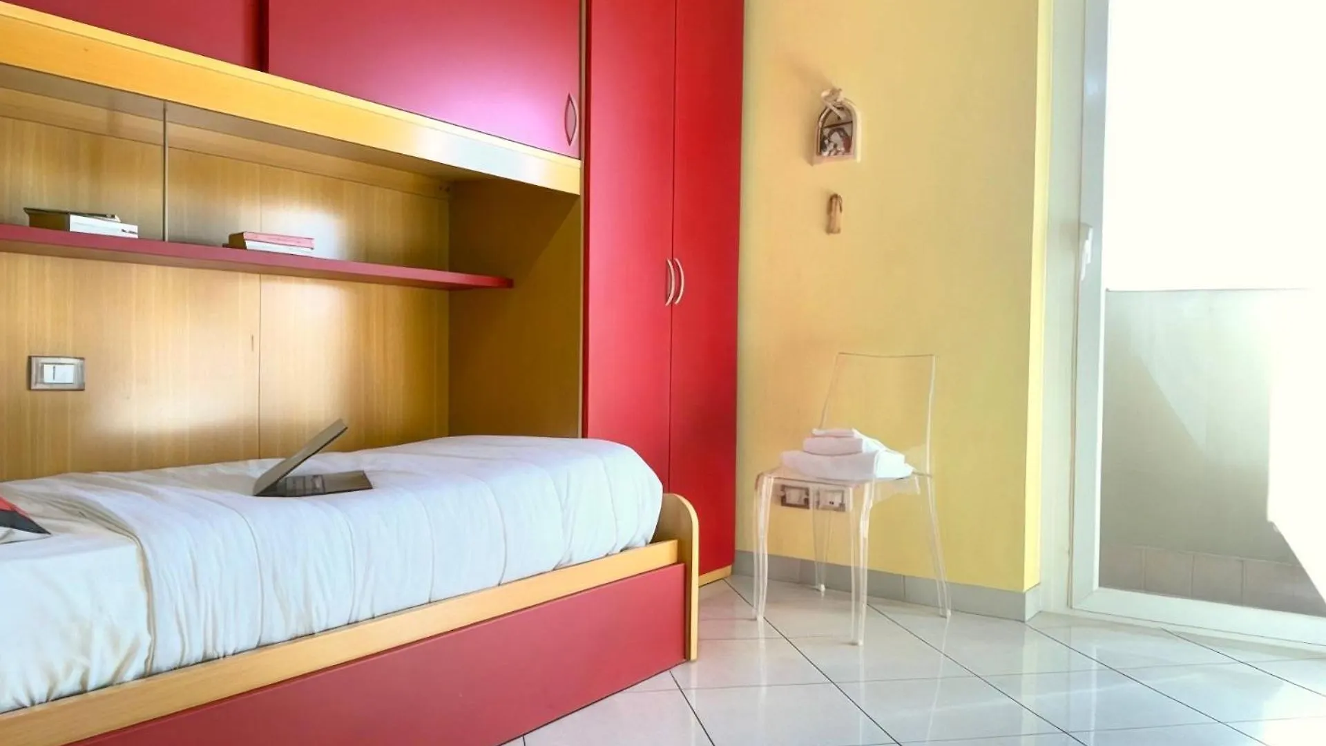 Homeby, Casa Cartesio Μιλάνο 0*,